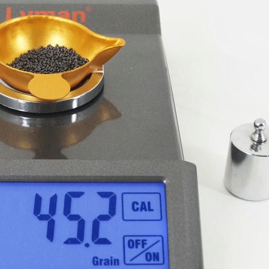 Lyman Products Pro-Touch 1500 Desktop Reloading Scale view 2