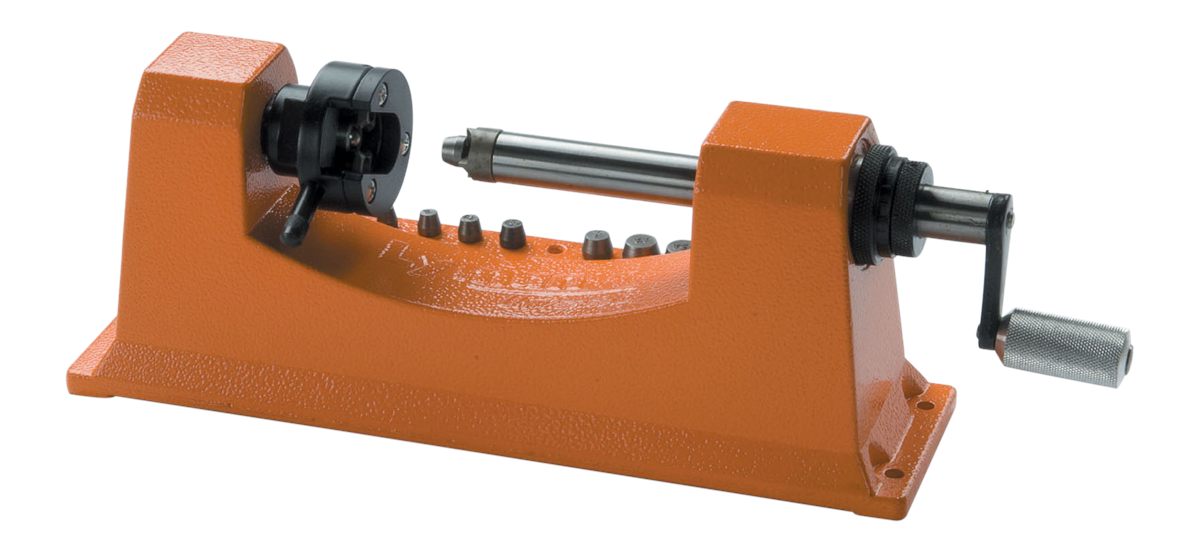 Lyman Universal Case Trimmer with Carbide Cutter and 9 Pilot Multi-Pack view 2