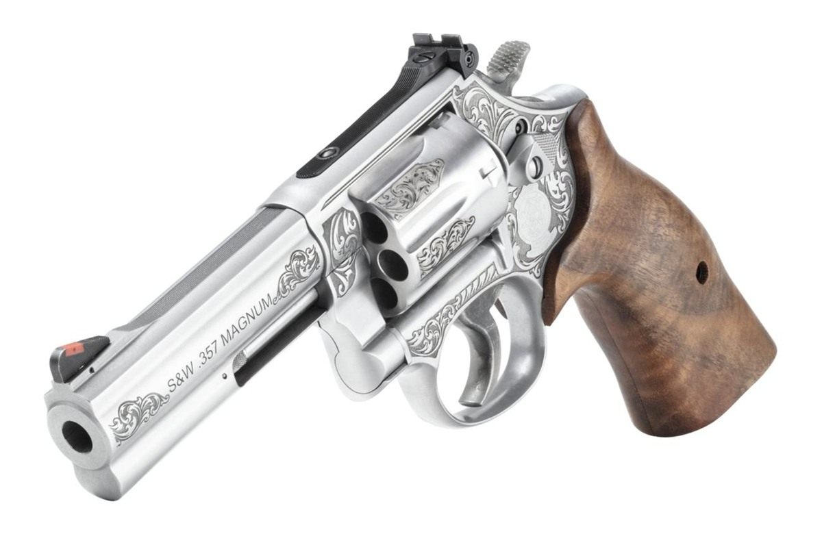 Smith and Wesson 14783 Model 686 + L- Medium 357 Mag/38 Special +P 7 Shot 4 view 3
