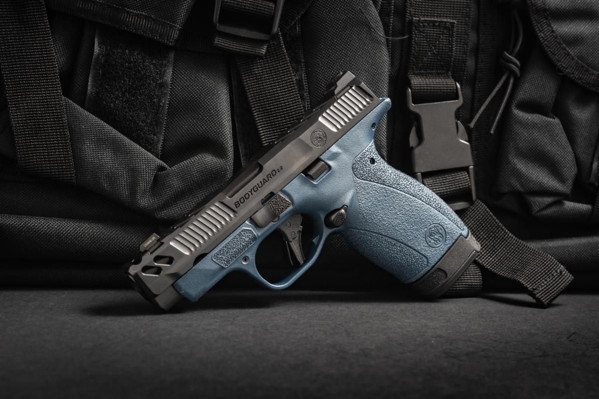 Smith Wesson S W PC Bodyguard 2.0 Blue Titanium Carry Comp Handgun .380 Aut view 6