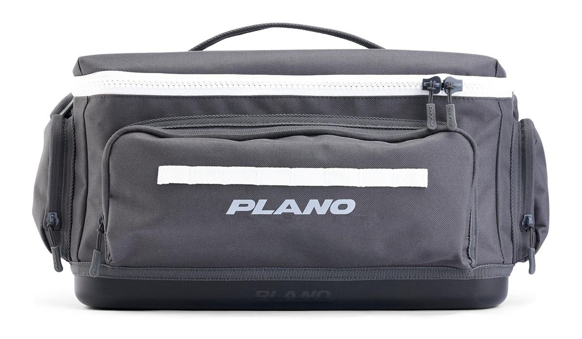 Plano Weekend 3700 Tackle Bag, Cutting-Edge Fishing Molded Waterproof Base