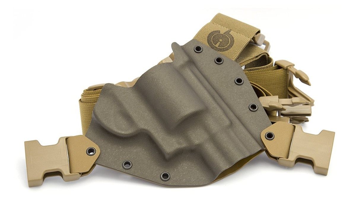 GunfightersINC Kenai Chest Holster for .460/.500 X- Revolvers, MAS Grey/Coy