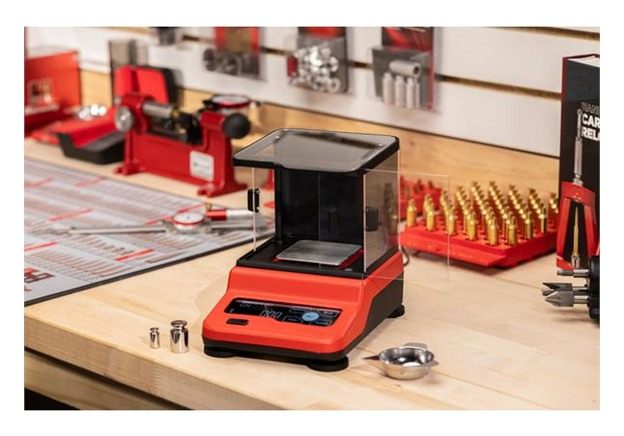 Hornady Precision Lab Digital Powder Scale (050118) - 3,000 Grain Capacity view 3