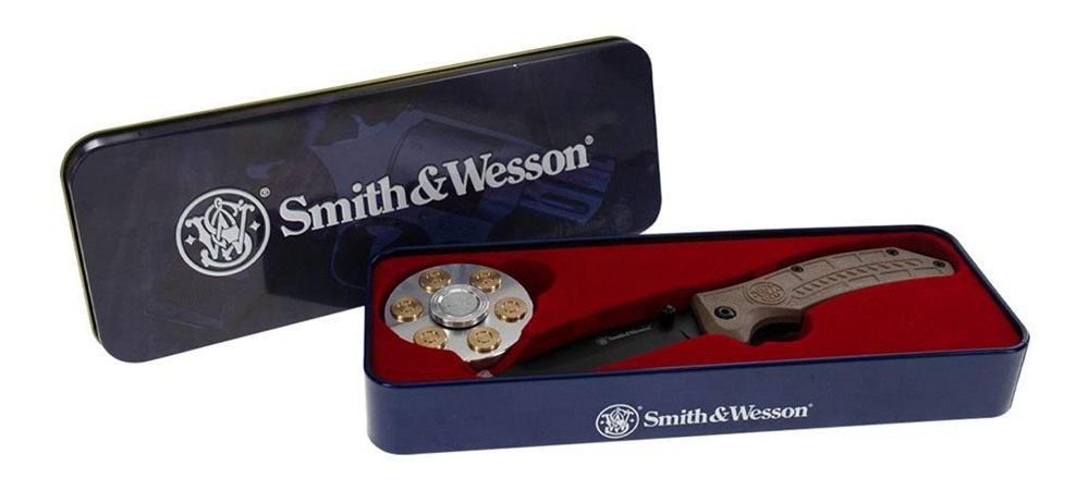 Smith Wesson Folding Knife and Fidget Spinner Combo 3in Tanto Blade Black B view 5