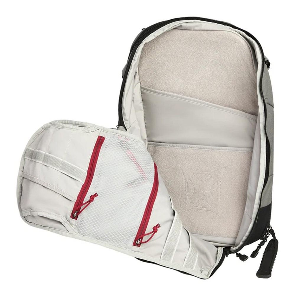 VertX Gamut 22L Sling Bag Black view 2