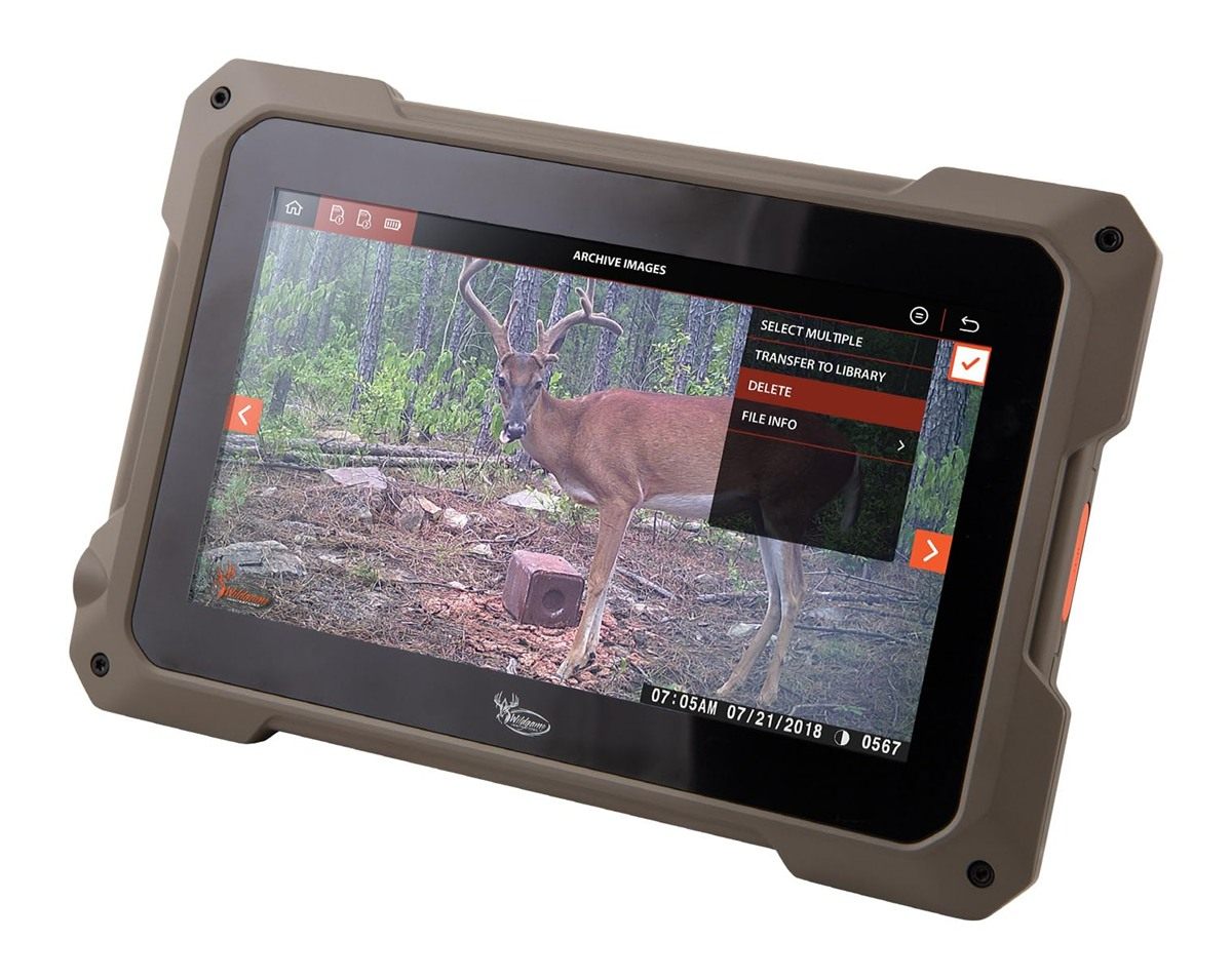 Wildgame Innovations Trail Pad Tablet VU70 Dual SD Card Viewer for Hunting