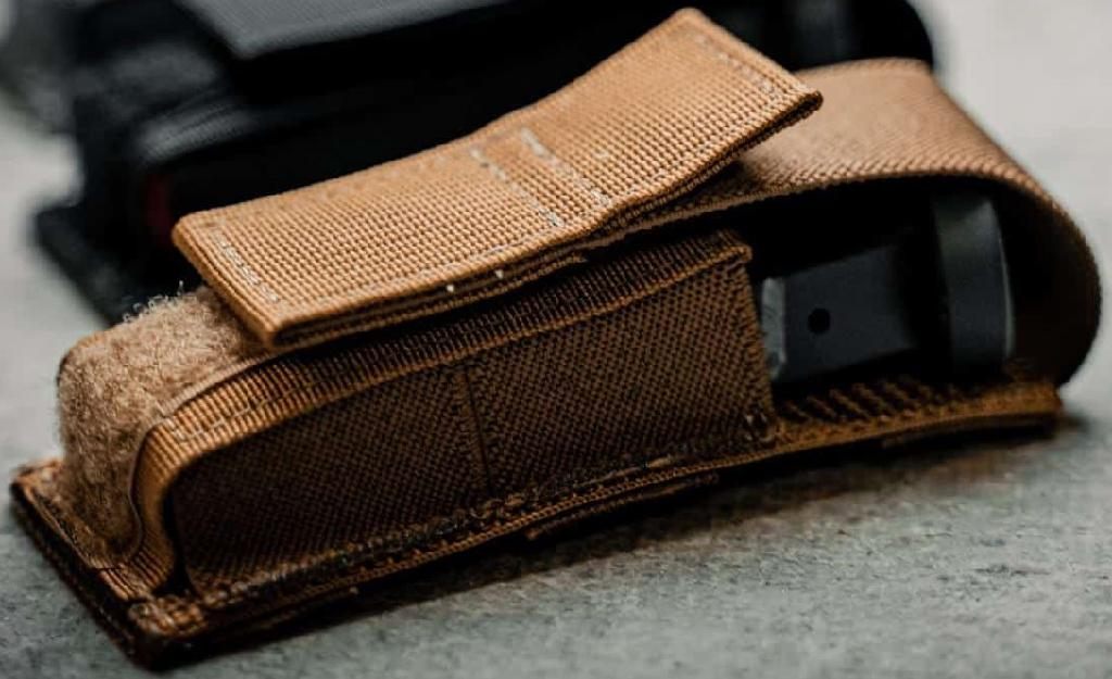 GunfightersINC Magazine Pouch FOR Kenai Chest Holster (Coyote TAN)
