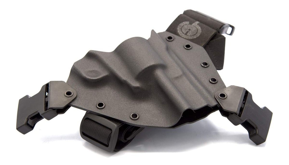 GunfightersINC Kenai Chest Holster for a Ruger Blackhawk, Super Right Hand