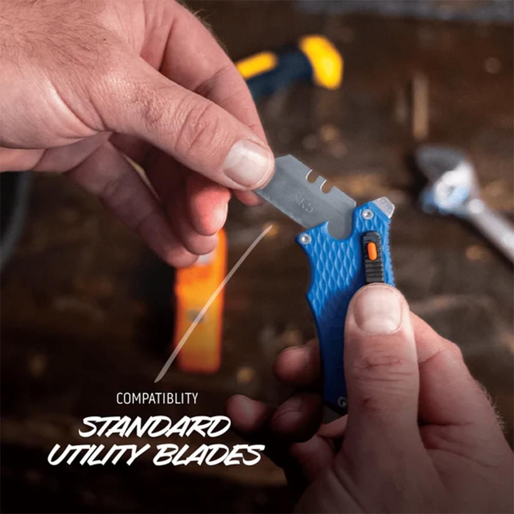 Outdoor Edge Slidewinder 4-in-1 Retracting Utility Knife Blue view 4