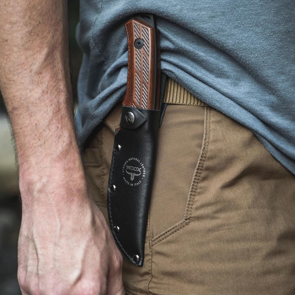 Woox Rock 62 Fixed Blade (Black - Walnut Handle)