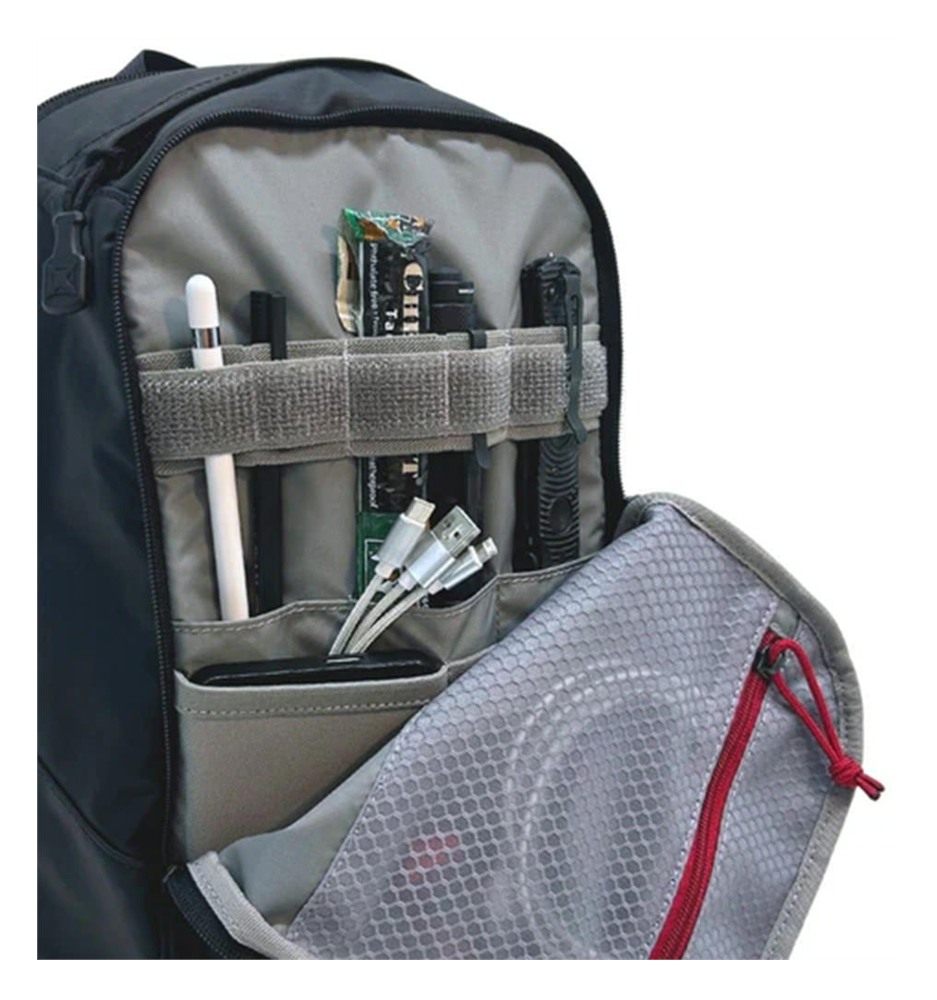 Vertx VTX5304 Urban Ghost Sling Bag Polycarbonate/Nylon Black view 2