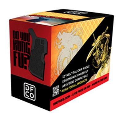 Die Free Kung FU Grip 10PK Disp CARTON
