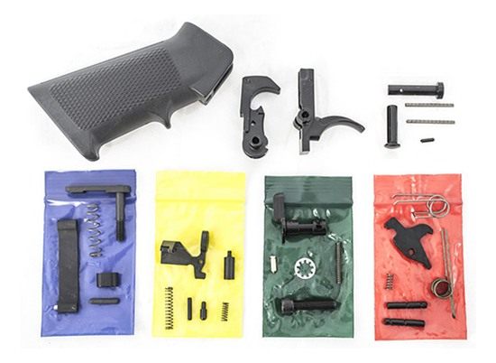 CMMG 55CA6C5 Mil-Spec Black AR15 view 2