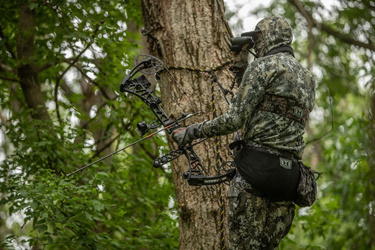 Hawk Helium Hammock Lightweight Packable Comfortable Camo Hunting Tree Sadd view 2