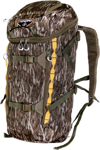 GSM Outdoors Tenzing TZGTNZW1500 Daypack Mossy Oak Bottomland view 4