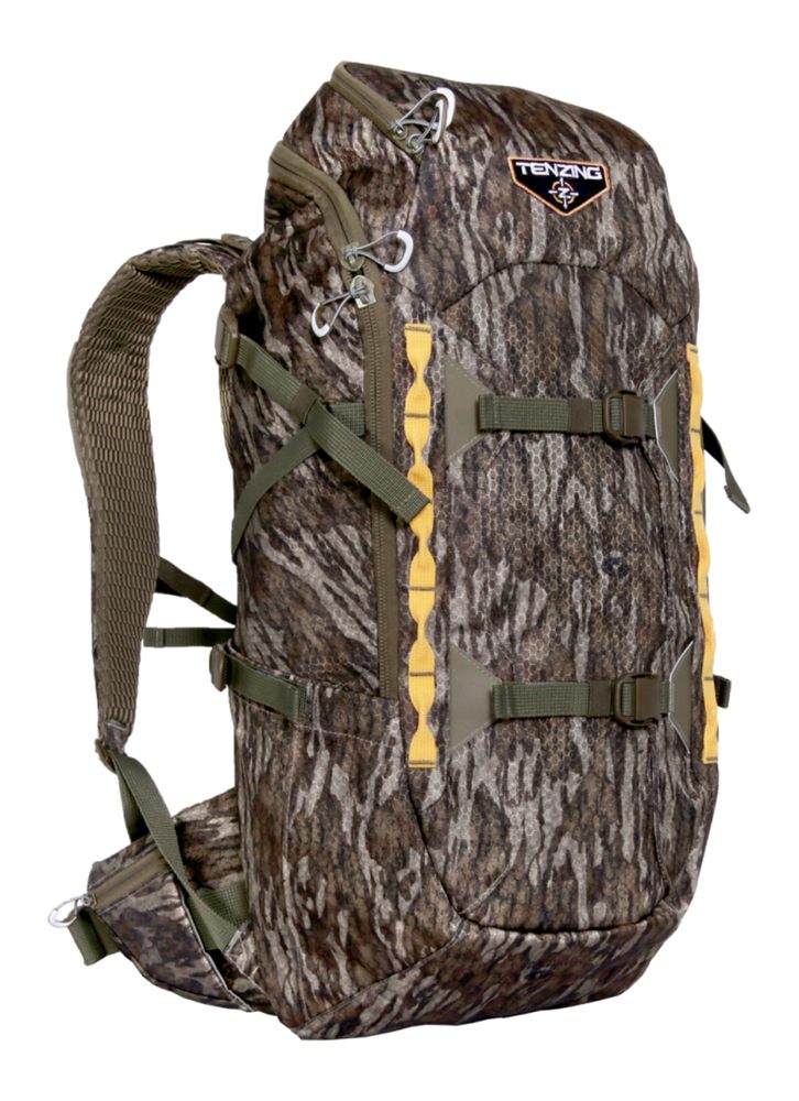GSM Outdoors Tenzing TZGTNZW2300 Daypack Mossy Oak Bottomland view 2